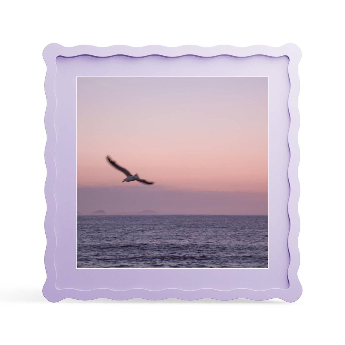 4x6 Picture Frame with Mat for 3.5x5, Wavy Edge Wooden Real Glass Photo Frame for Tabletop and Wall Hanging, Green, 1 Pack