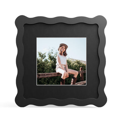 4x6 Picture Frame with Mat for 3.5x5, Wavy Edge Wooden Real Glass Photo Frame for Tabletop and Wall Hanging, Green, 1 Pack
