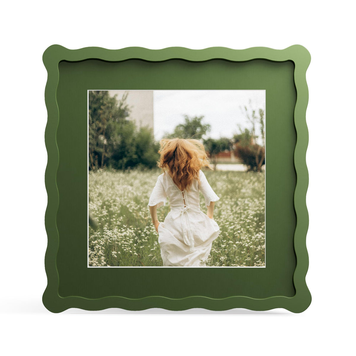 4x6 Picture Frame with Mat for 3.5x5, Wavy Edge Wooden Real Glass Photo Frame for Tabletop and Wall Hanging, Green, 1 Pack