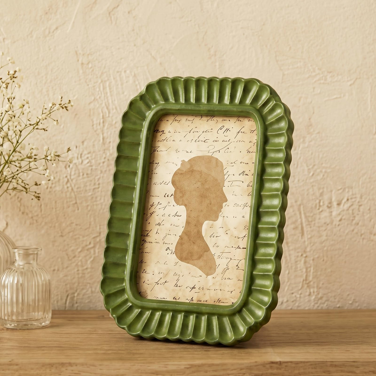 AceOrbit 4x6 Inch Light Blue Petal Arched Picture Frame Cute Scalloped