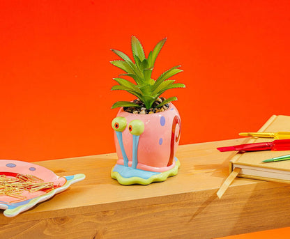 Silver Buffalo Nickelodeon Spongebob Squarepants Gary 3-Inch Sculpted Ceramic Mini Planter with Artificial Succulent, Faux Indoor Plants