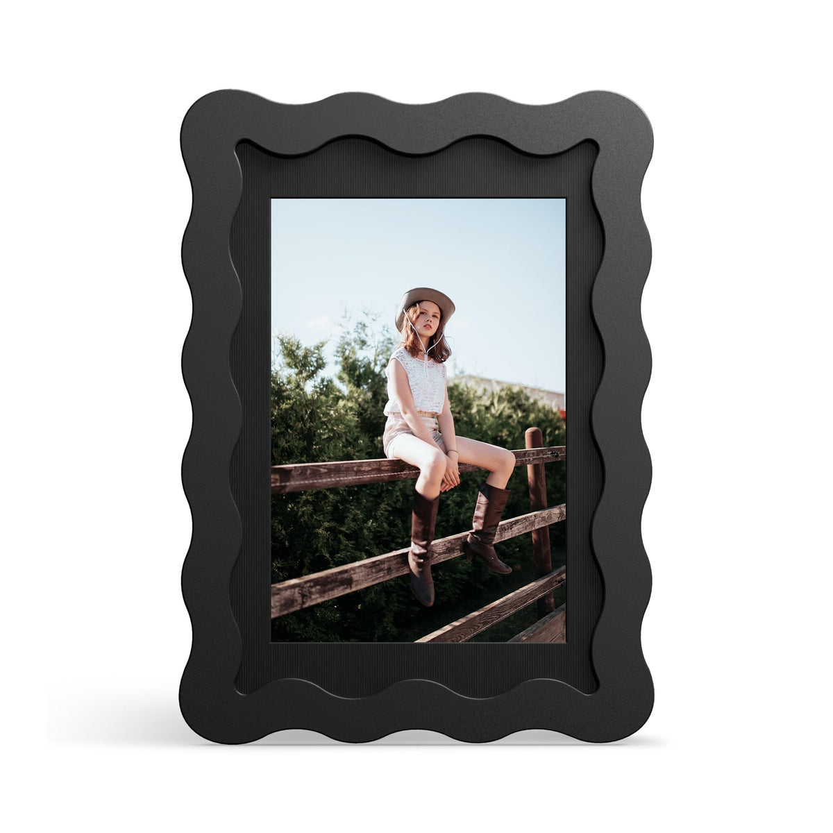 4x6 Picture Frame with Mat for 3.5x5, Wavy Edge Wooden Real Glass Photo Frame for Tabletop and Wall Hanging, Green, 1 Pack