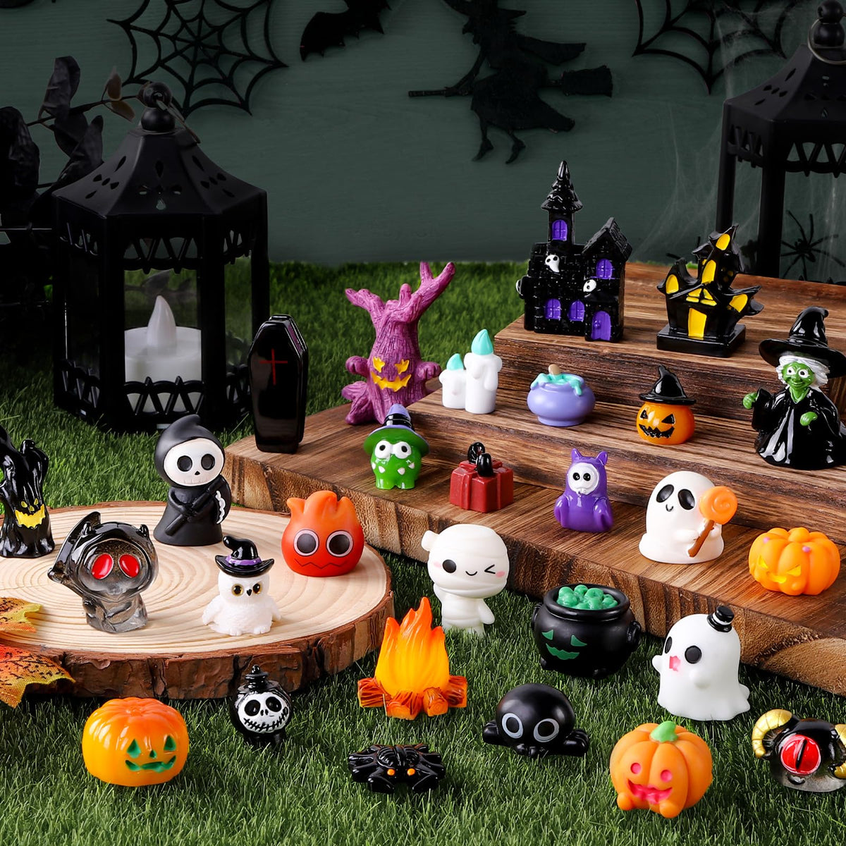 DIYDEC 40pcs Mini Resin Animal 40 Styles Tiny Resin Animals Miniature Little Small Animal Figures Bulk for Micro Fairy Garden Landscape Accessories Dollhouse Hide Crafts Decor Aquarium Toys