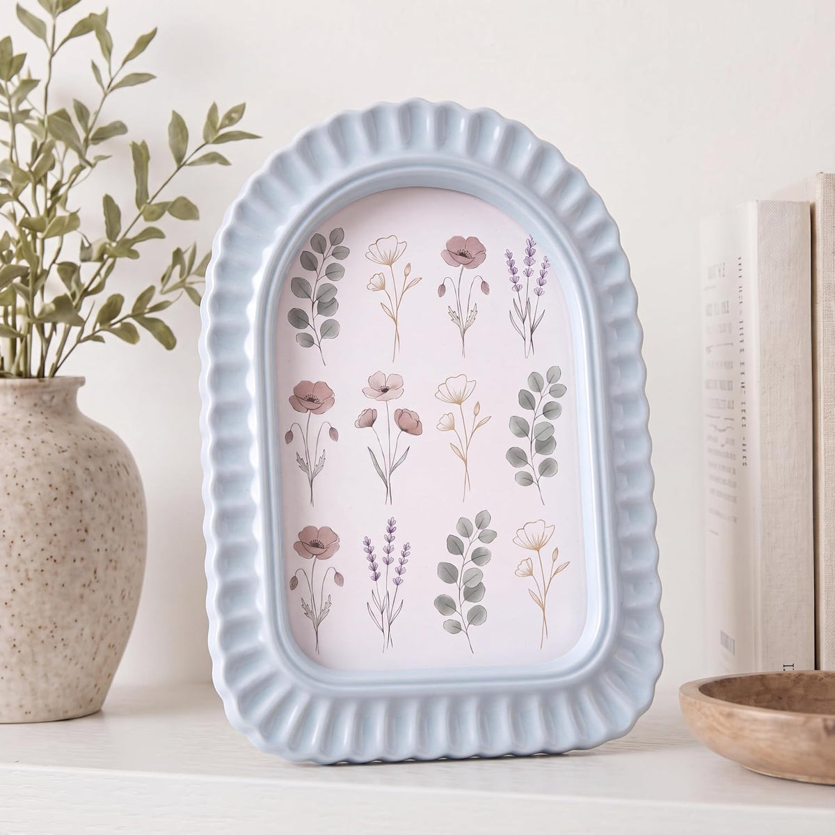 AceOrbit 4x6 Inch Light Blue Petal Arched Picture Frame Cute Scalloped